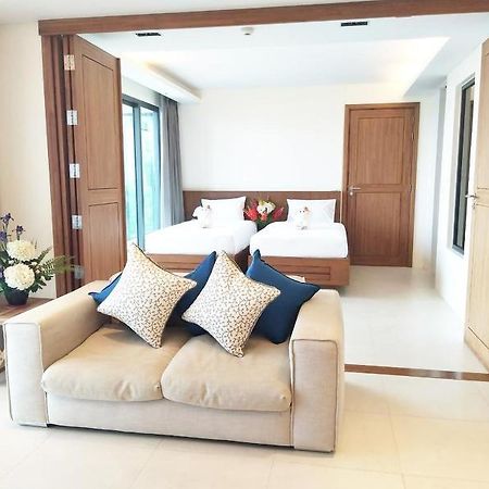 แอท เดอะ ทรี คอนโดมิเนียม ภูเก็ต Phuket ภายนอก รูปภาพ
