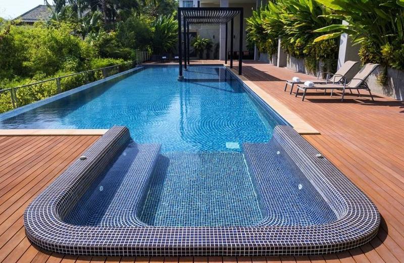 แอท เดอะ ทรี คอนโดมิเนียม ภูเก็ต Phuket ภายนอก รูปภาพ